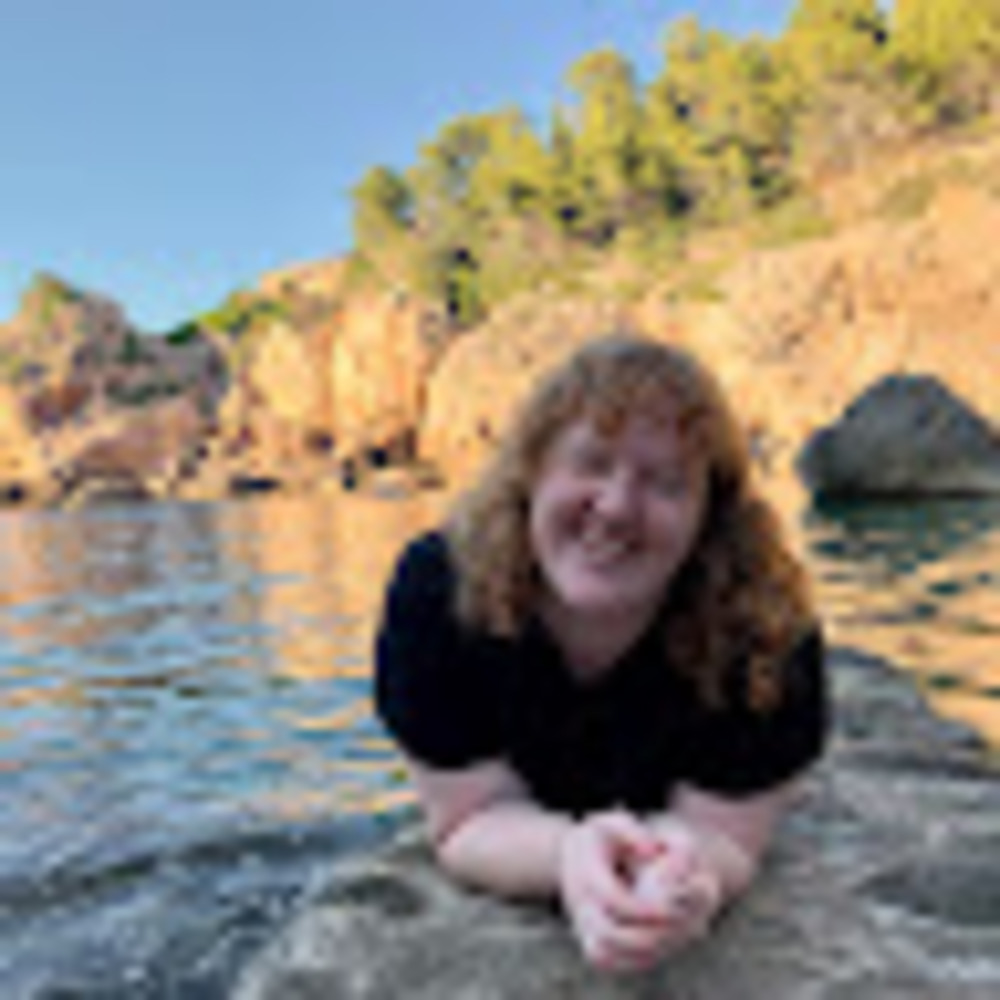Meet your Posher, Claire